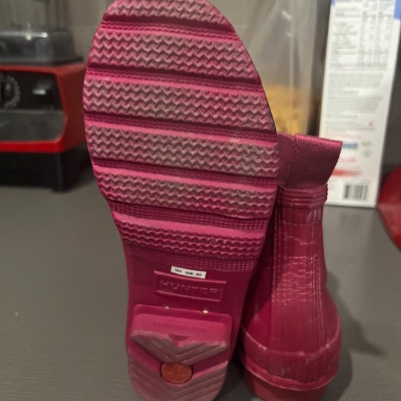 Hunter Original Chelsea Boot in Pink - Picture 3 of 3